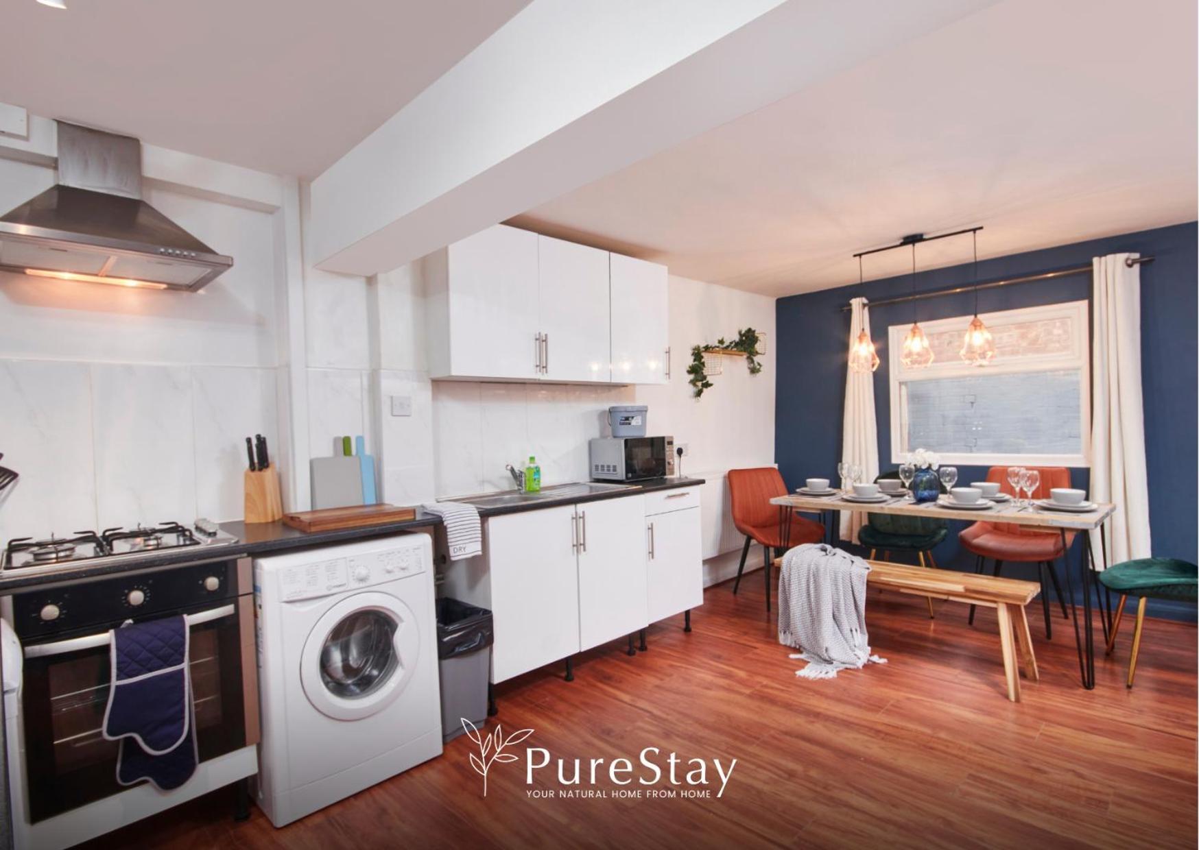 5 Bed House In Leamington Spa Perfect For Contractors With 7 Beds By Purestay - 14 Night Min! Eksteriør billede